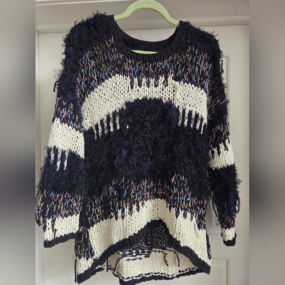 Topshop‎ Black and Cream Textured Sweater